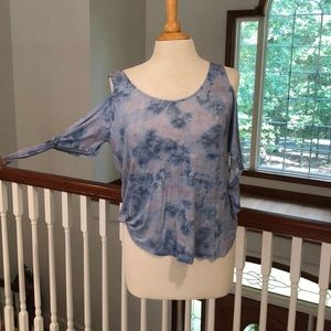 Cloudchaser ladies size S top